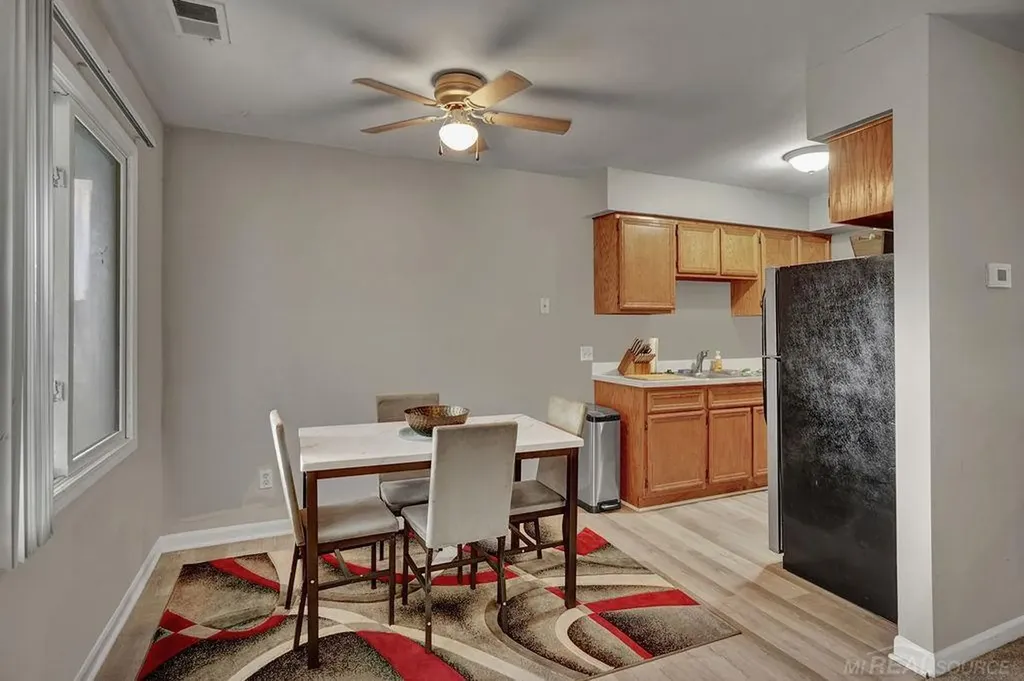 31611 Fraser Drive Fraser City MI 48026