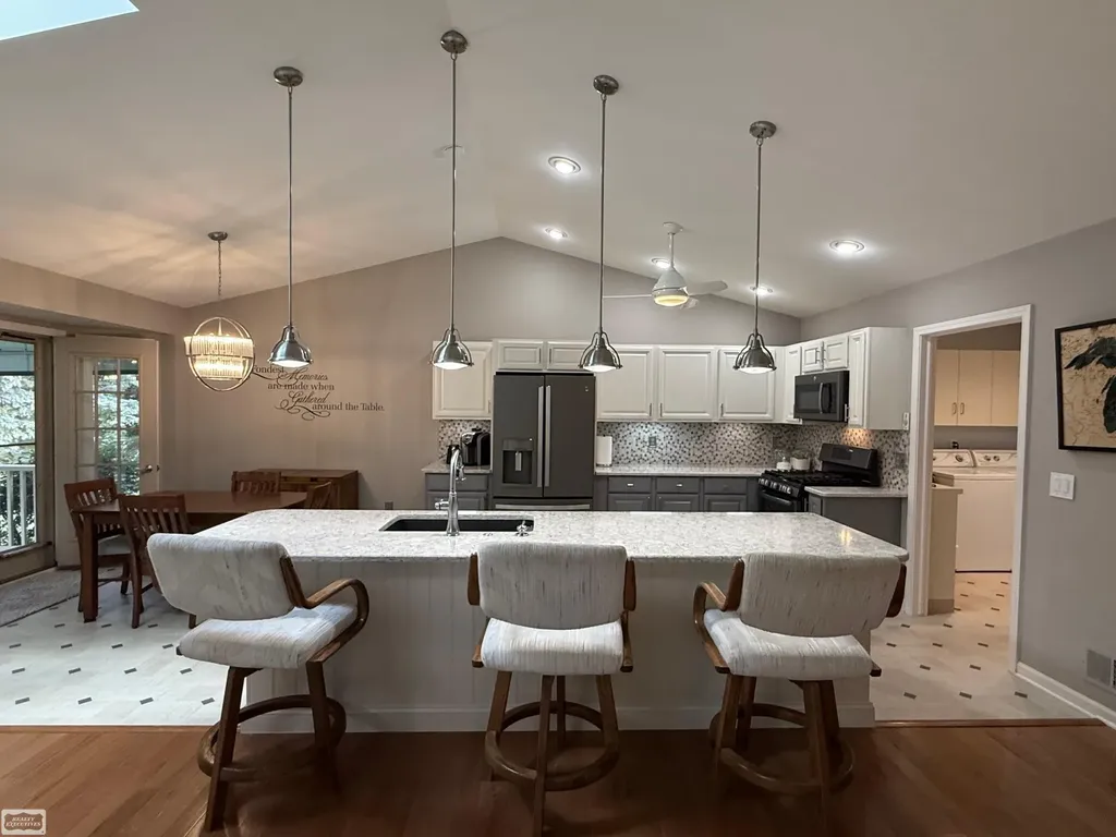 41371 Carmelo W Drive Clinton Charter Township MI 48038