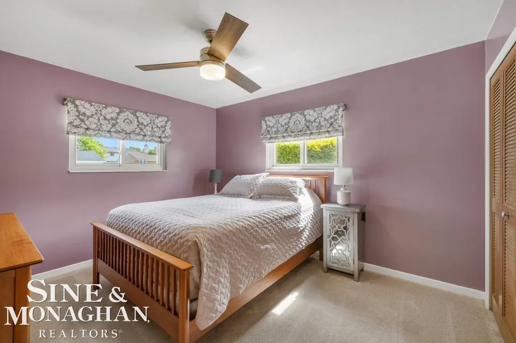 1045 Marian Court Grosse Pointe Woods City MI 48236