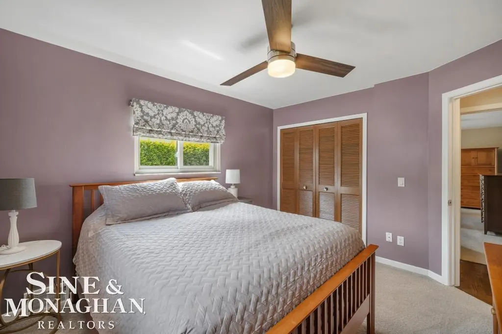 1045 Marian Court Grosse Pointe Woods City MI 48236