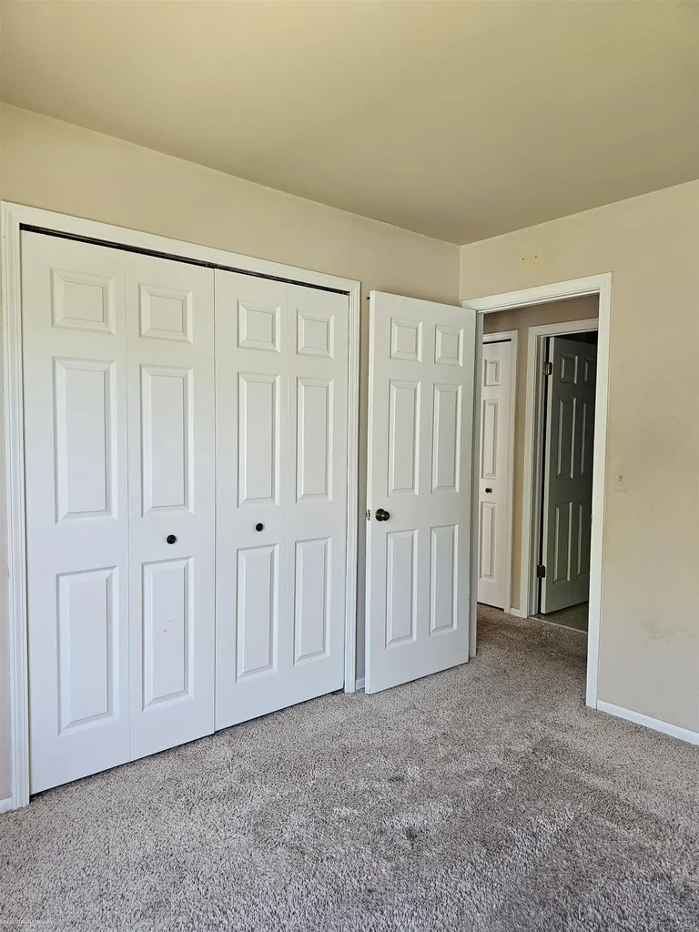 409 Sunset Lane St. Clair Shores City MI 48082