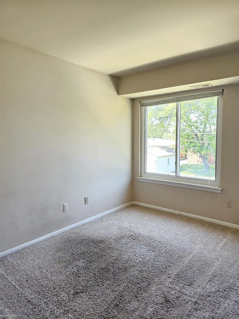 409 Sunset Lane St. Clair Shores City MI 48082