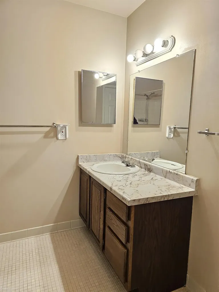 409 Sunset Lane St. Clair Shores City MI 48082