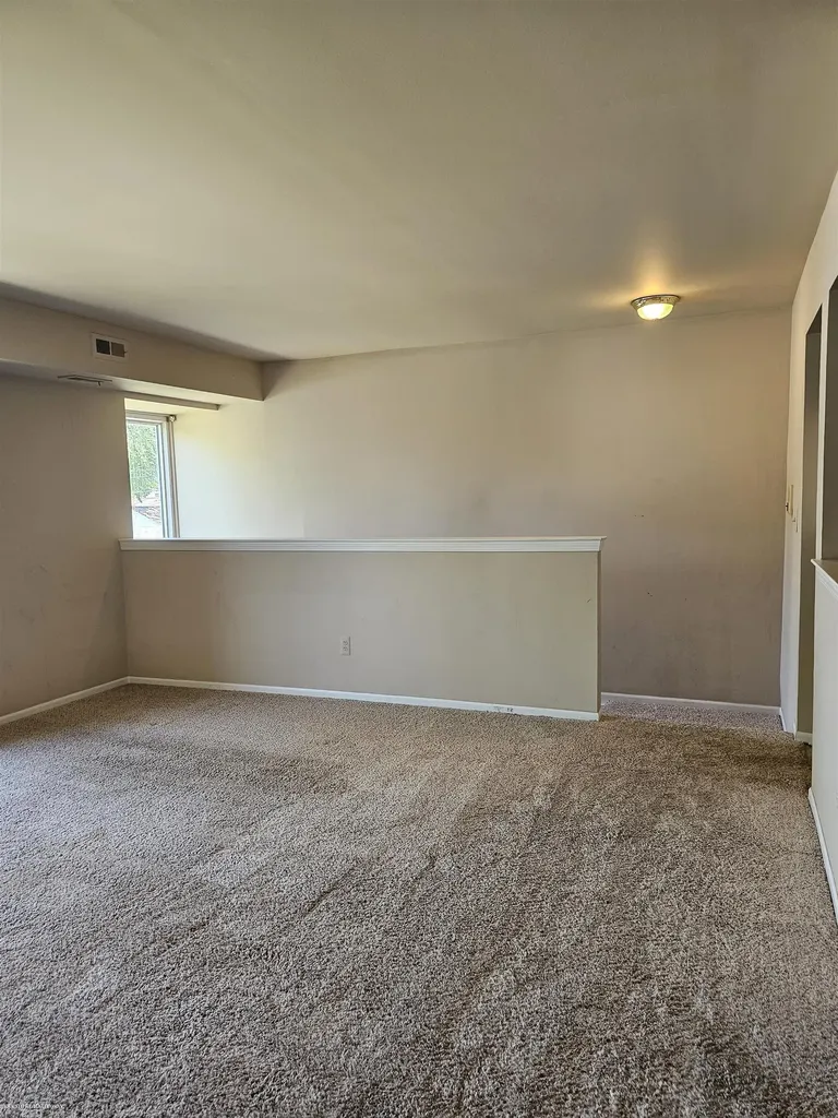 409 Sunset Lane St. Clair Shores City MI 48082