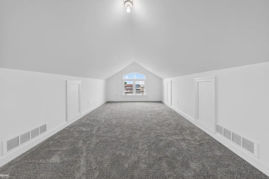 32824 N River Road Harrison Charter Township MI 48045