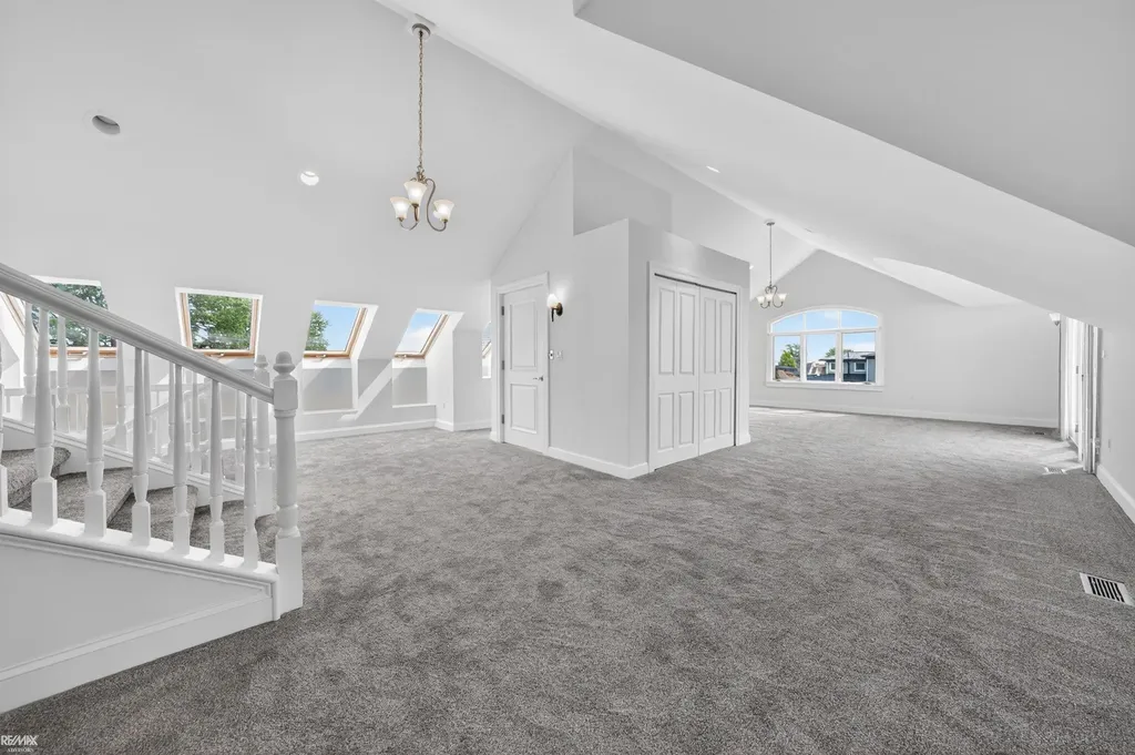 32824 N River Road Harrison Charter Township MI 48045