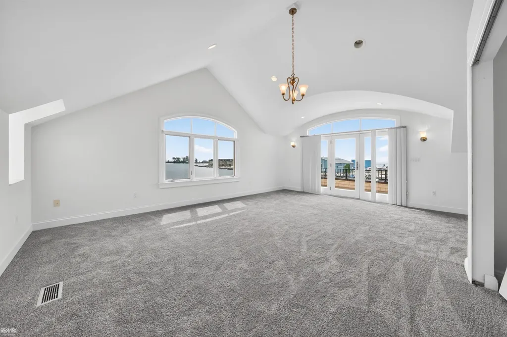 32824 N River Road Harrison Charter Township MI 48045