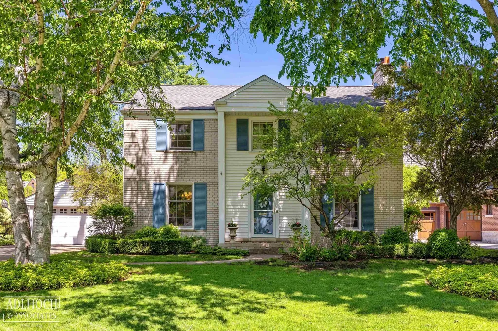 1254 Berkshire Road Grosse Pointe Park City MI 48230