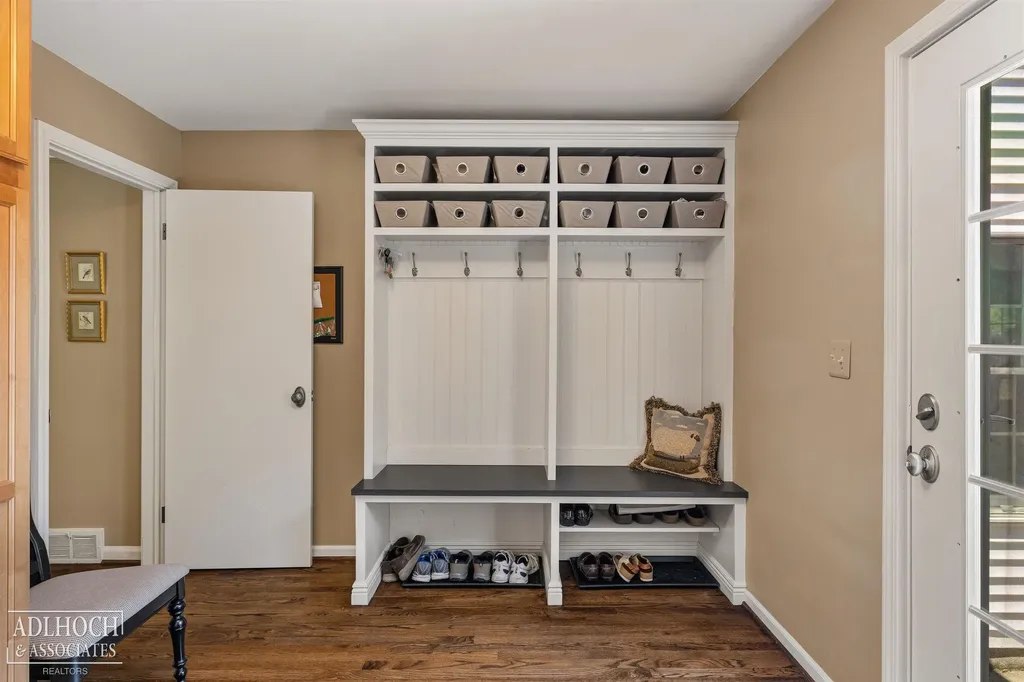 1254 Berkshire Road Grosse Pointe Park City MI 48230