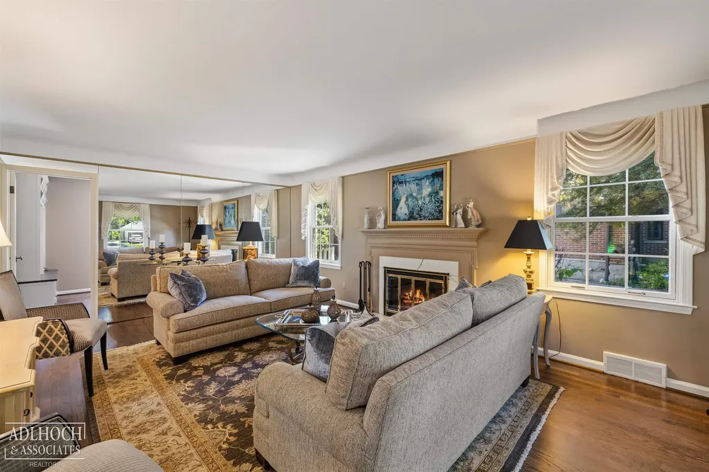 1254 Berkshire Road Grosse Pointe Park City MI 48230