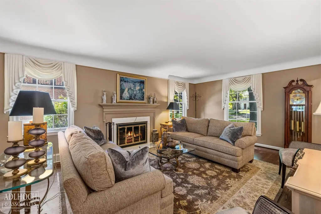 1254 Berkshire Road Grosse Pointe Park City MI 48230