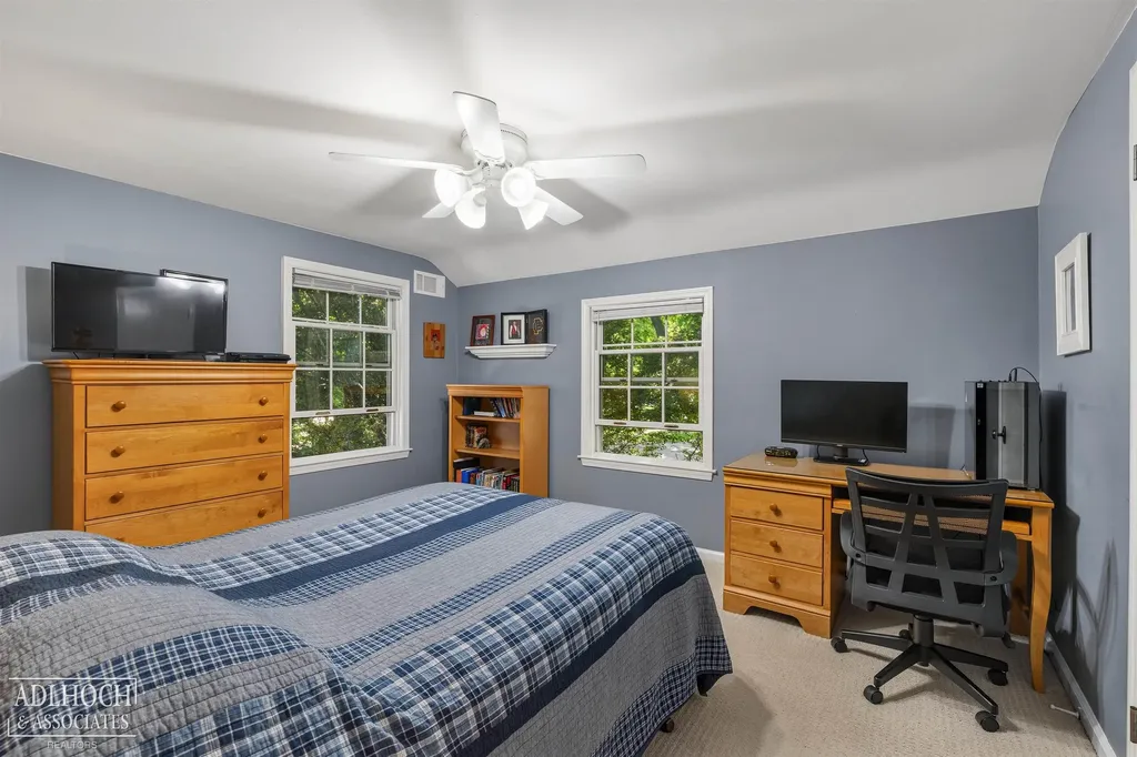 1254 Berkshire Road Grosse Pointe Park City MI 48230