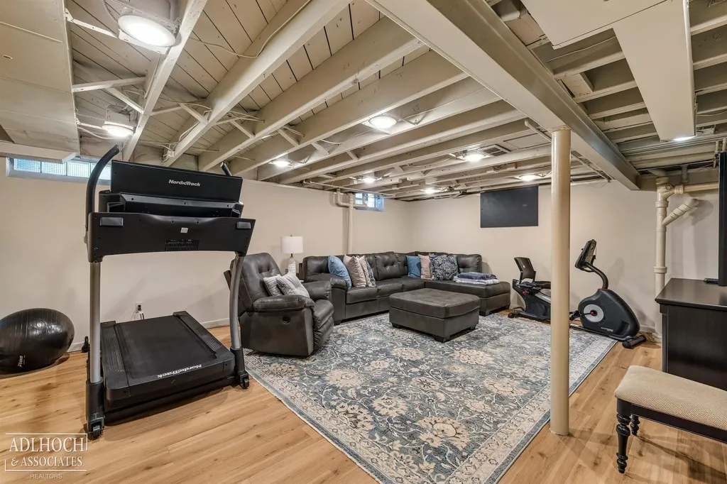 1254 Berkshire Road Grosse Pointe Park City MI 48230
