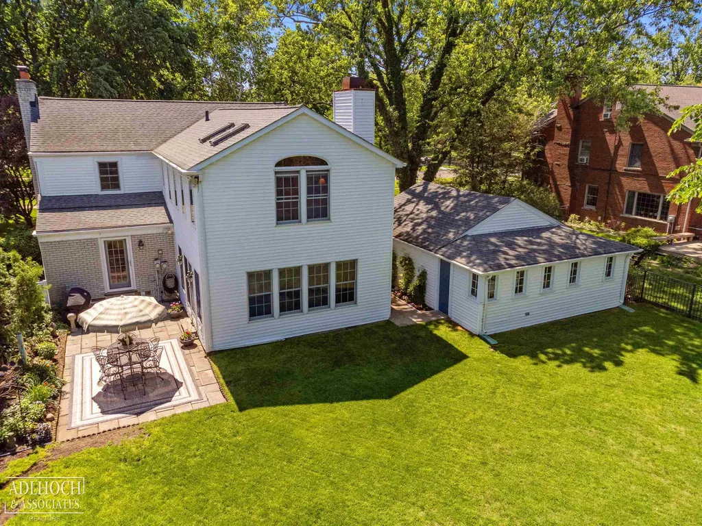 1254 Berkshire Road Grosse Pointe Park City MI 48230