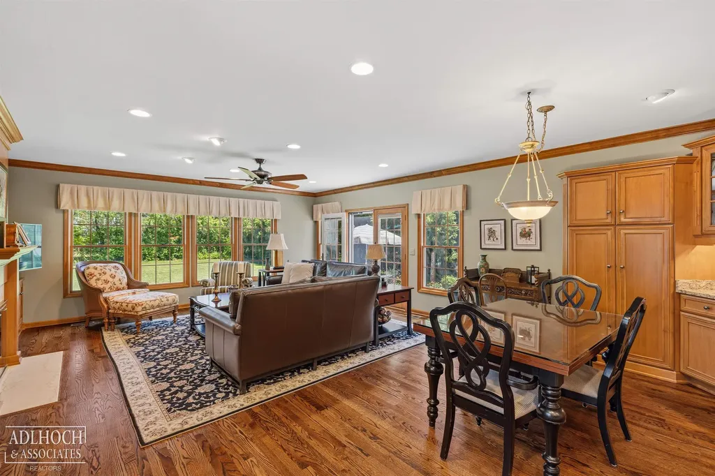 1254 Berkshire Road Grosse Pointe Park City MI 48230