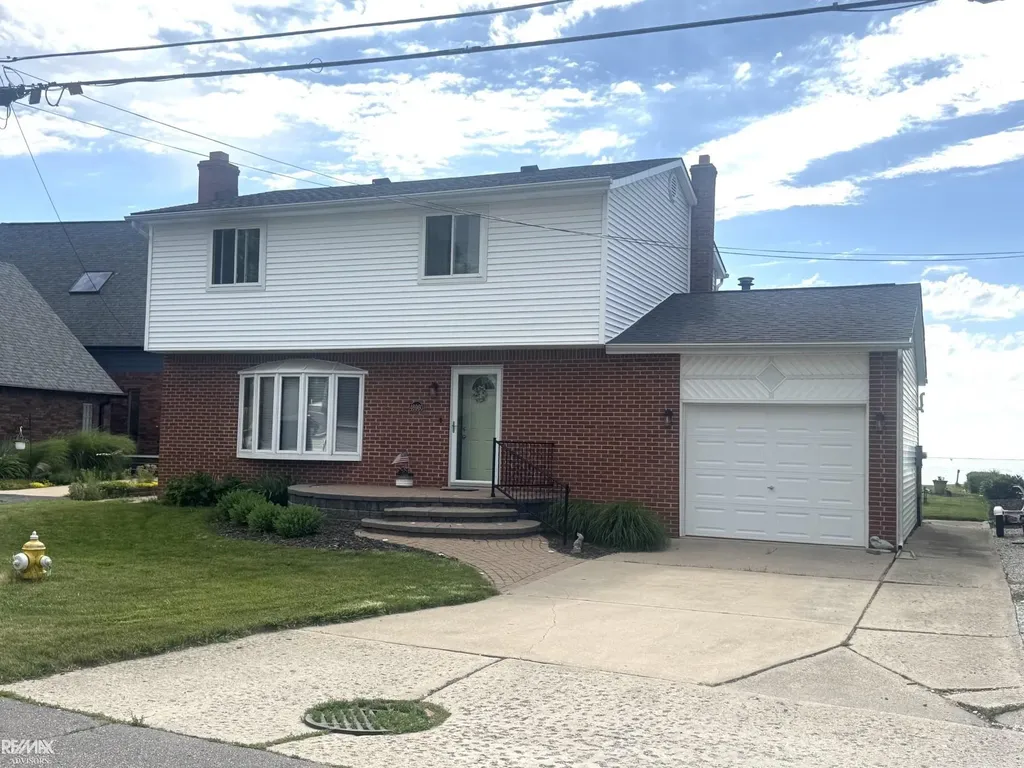 46960 Jans Drive Chesterfield Township MI 48047