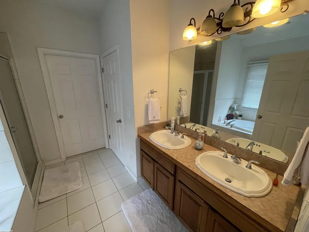 28598 Liparoto Boulevard Huron Charter Township MI 48134