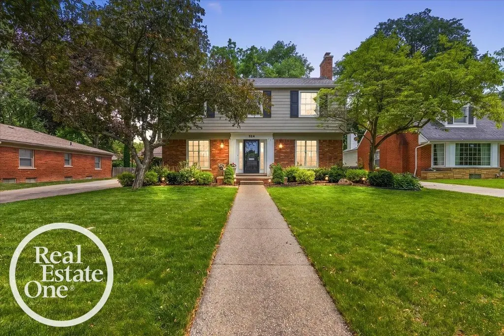 324 Cloverly Road Grosse Pointe Farms City MI 48236