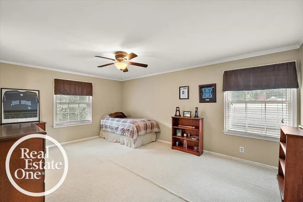 324 Cloverly Road Grosse Pointe Farms City MI 48236
