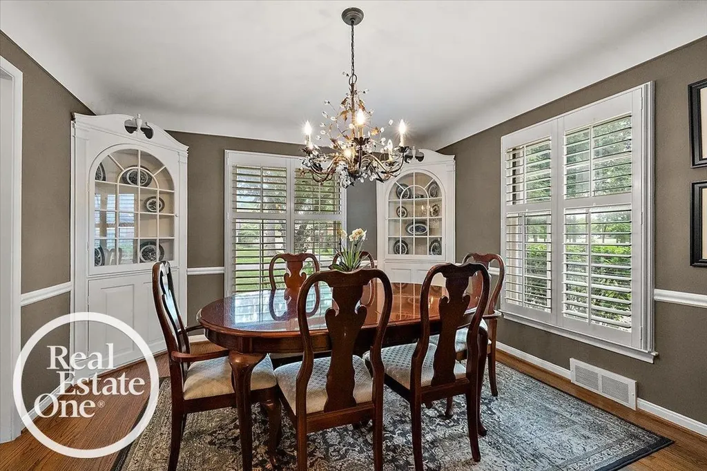 324 Cloverly Road Grosse Pointe Farms City MI 48236