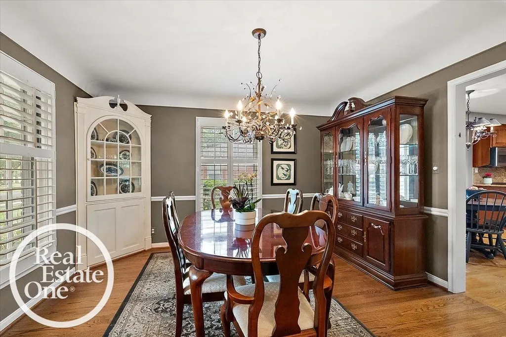 324 Cloverly Road Grosse Pointe Farms City MI 48236