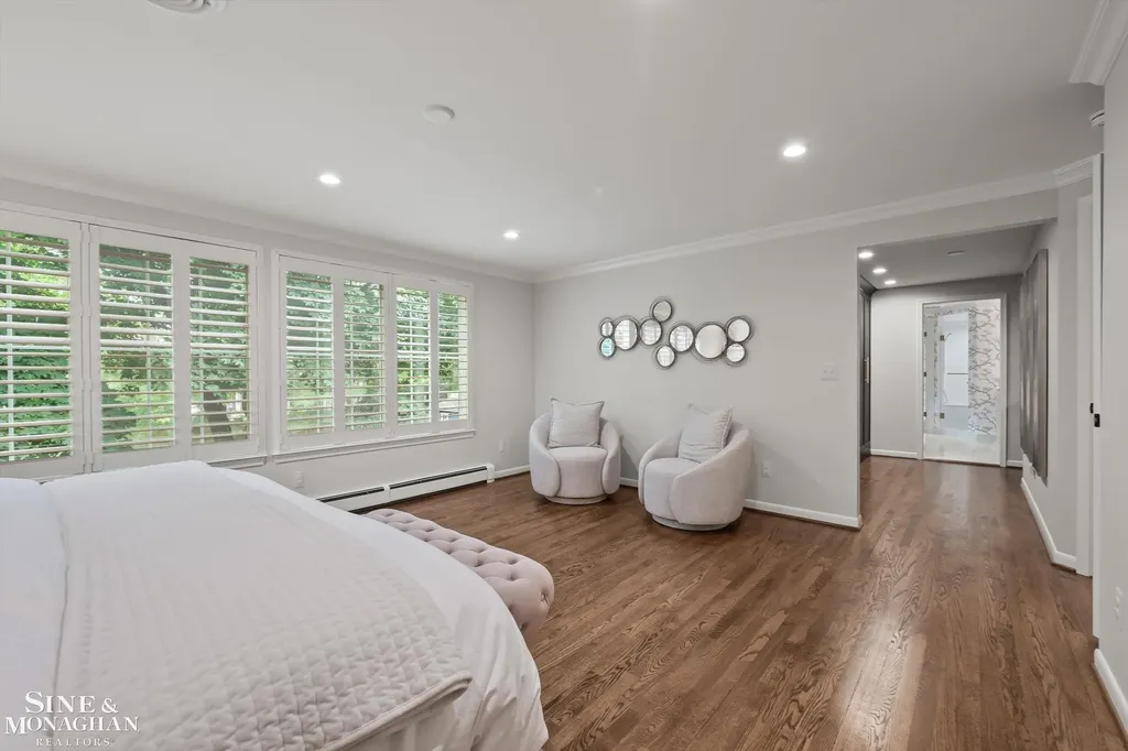 263 Lakeland Street Grosse Pointe City MI 48230