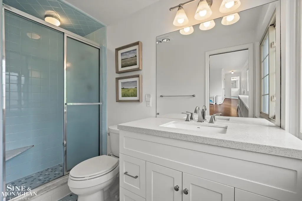263 Lakeland Street Grosse Pointe City MI 48230