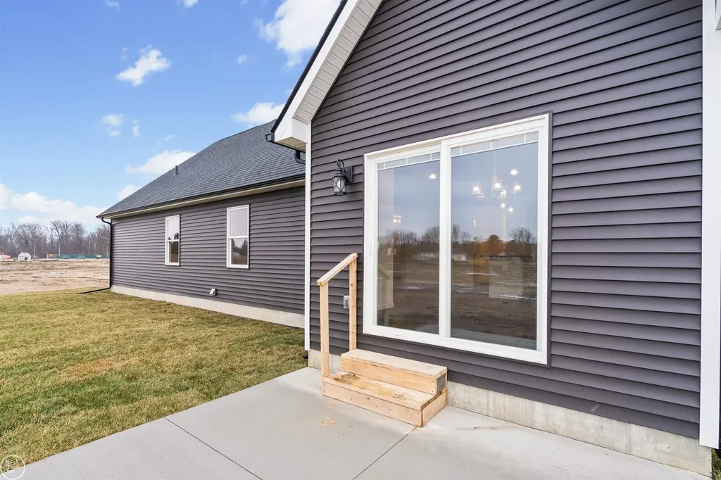 231 Shelldrake Lane St. Clair City MI 48079