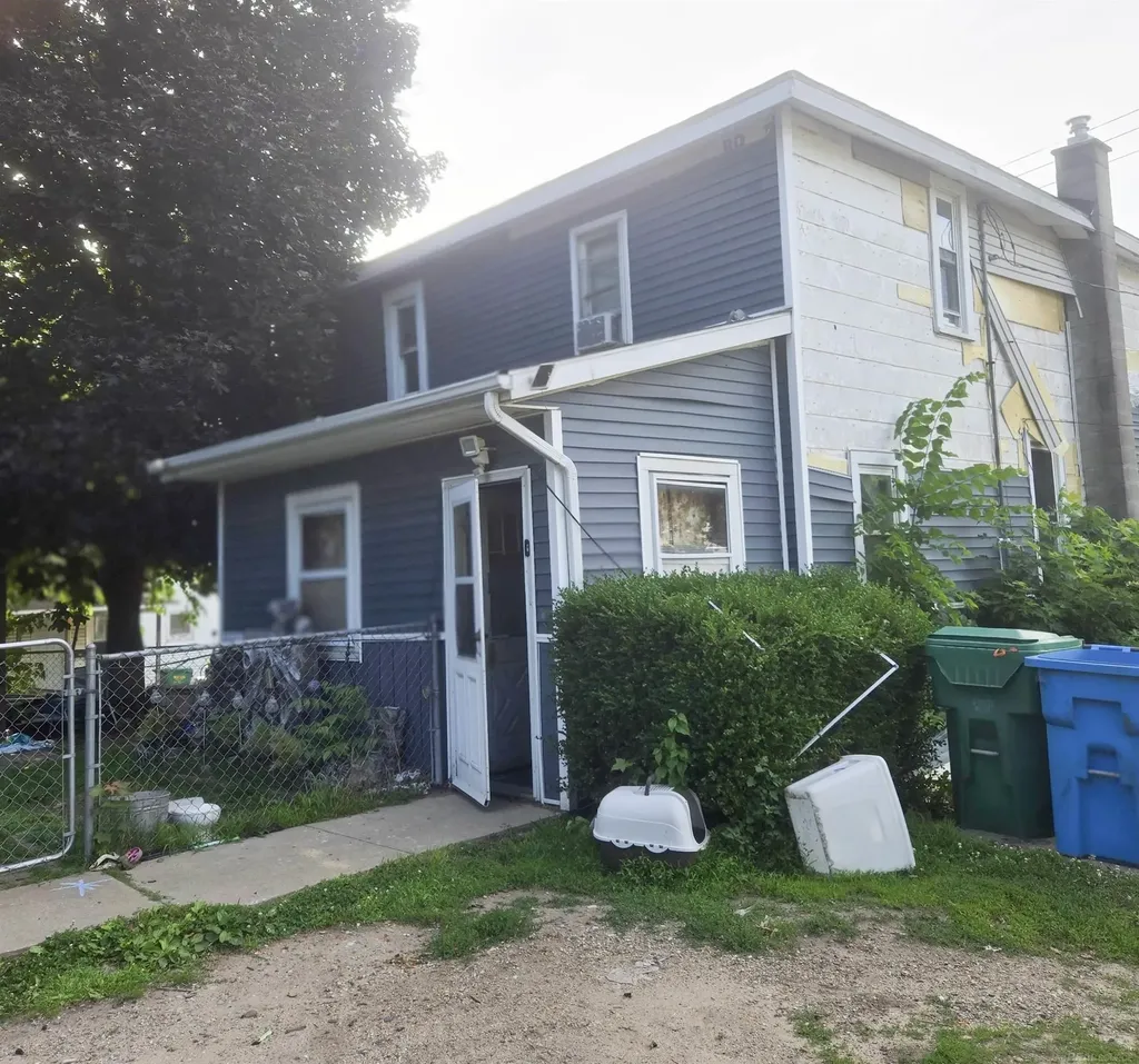 307 Michigan Street Three Rivers City MI 49093