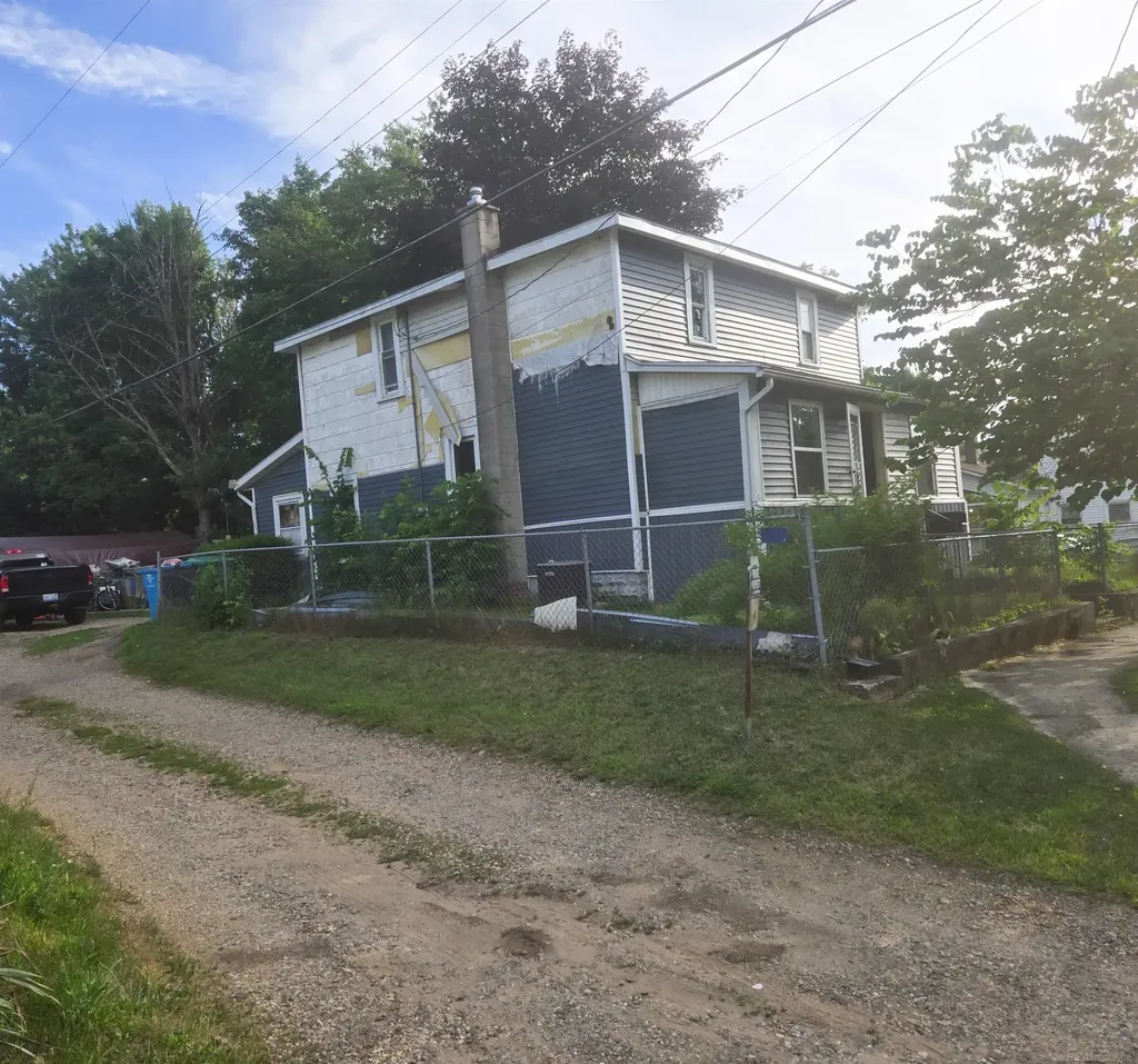 307 Michigan Street Three Rivers City MI 49093