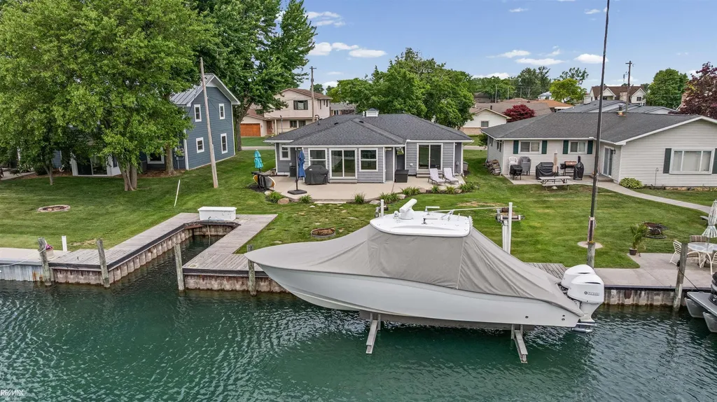7741 Colony Drive Clay Township MI 48001