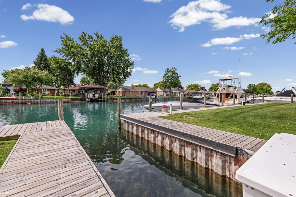 7741 Colony Drive Clay Township MI 48001