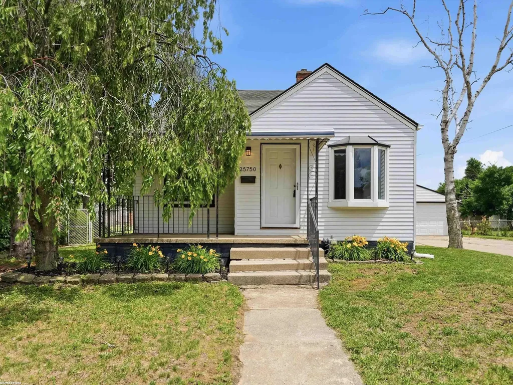 25750 Send Street Roseville City MI 48066