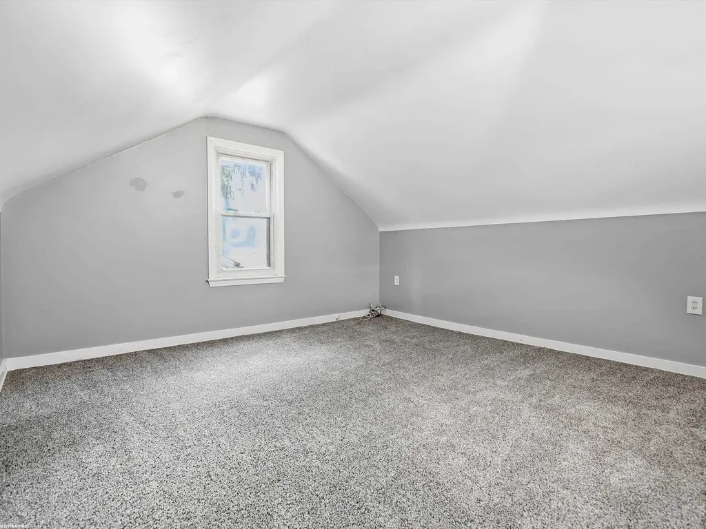 25750 Send Street Roseville City MI 48066
