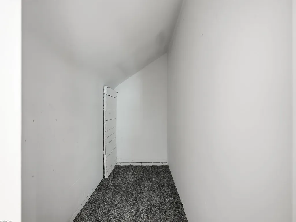 25750 Send Street Roseville City MI 48066