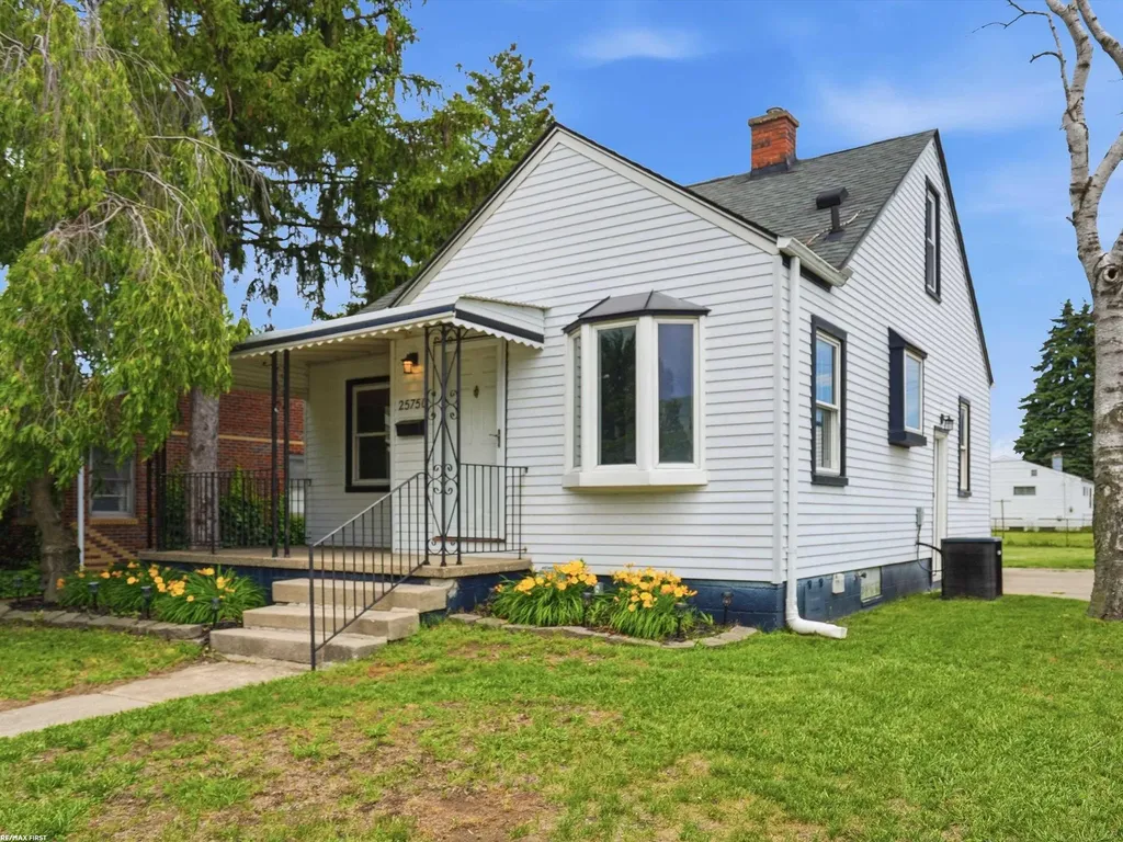 25750 Send Street Roseville City MI 48066