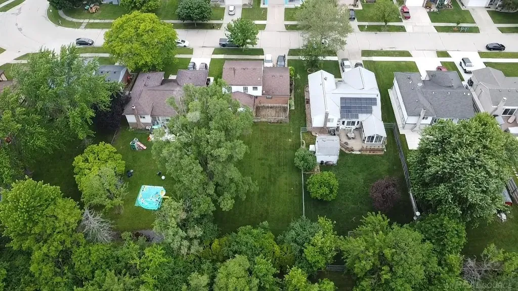 2188 Zenia Drive Troy City MI 48083
