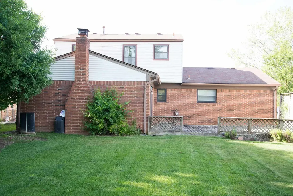 2188 Zenia Drive Troy City MI 48083