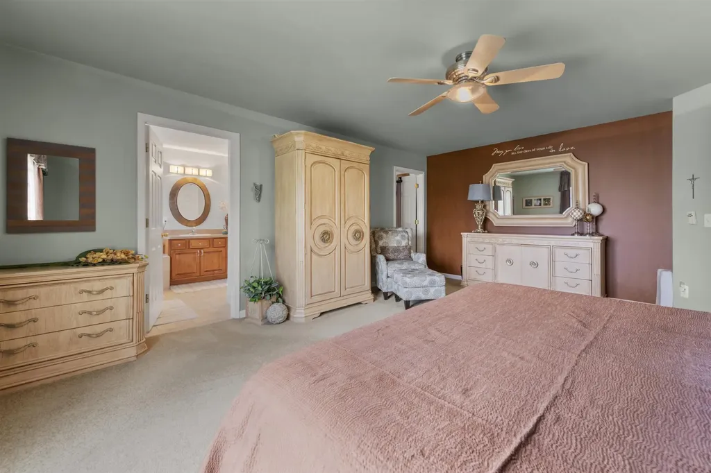 18913 Strongford Drive Macomb Township MI 48044