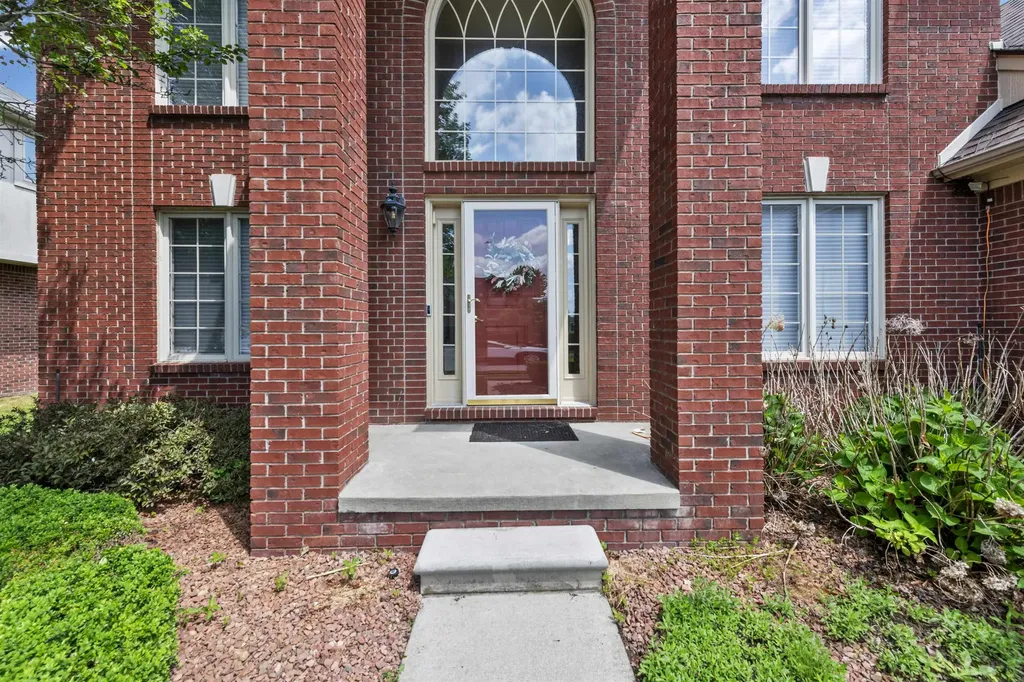 18913 Strongford Drive Macomb Township MI 48044