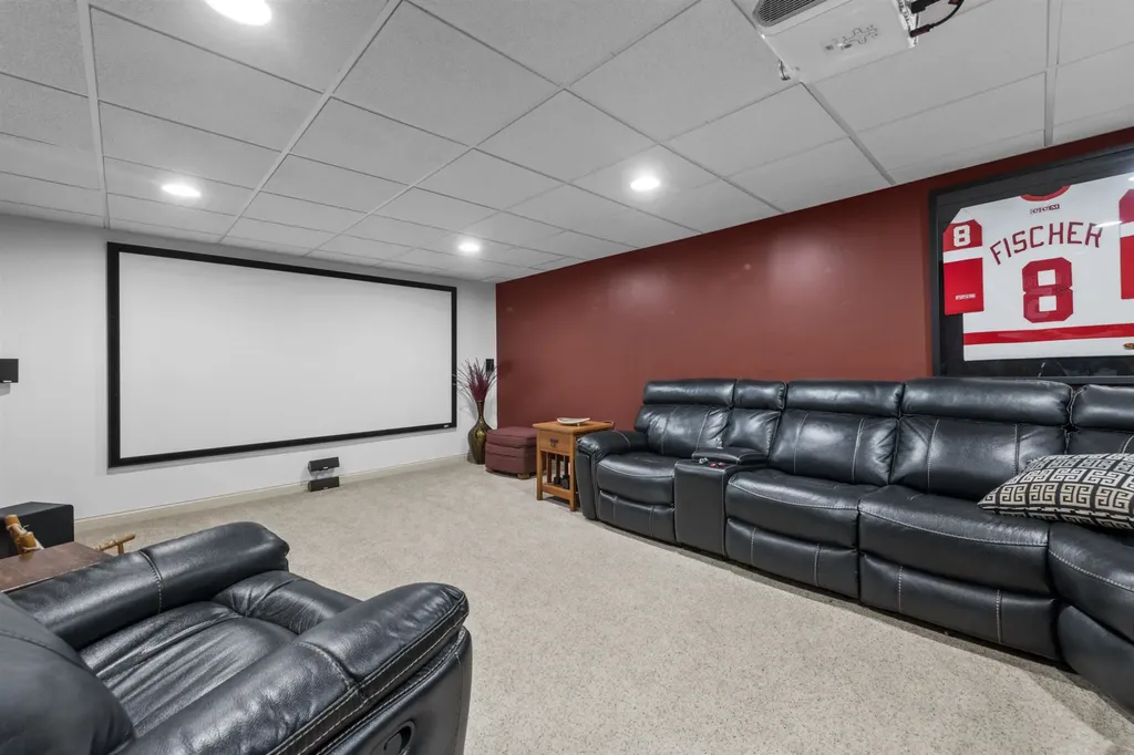 18913 Strongford Drive Macomb Township MI 48044