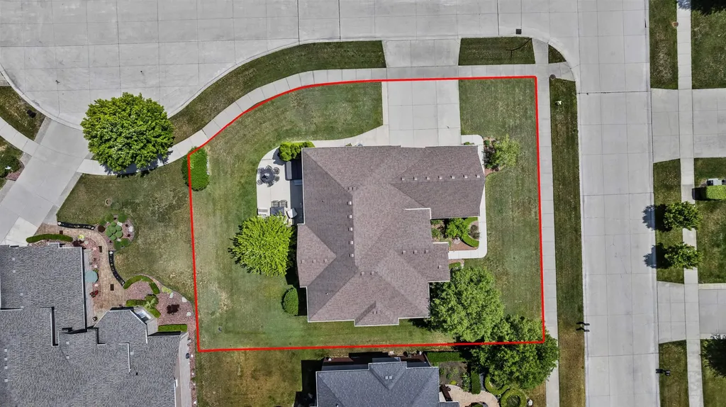 18913 Strongford Drive Macomb Township MI 48044