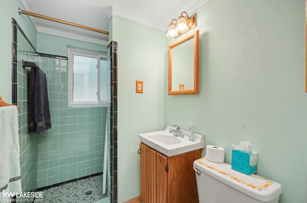 4455 Montgomery Road Shelby Charter Township MI 48316