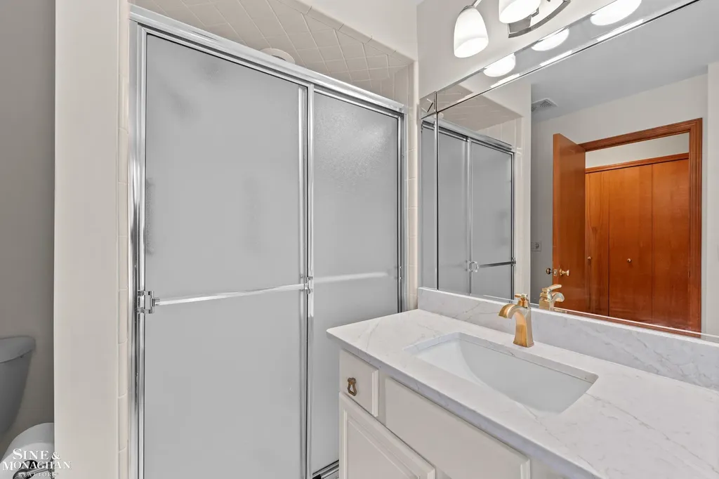 52112 Southview Ridge Macomb Township MI 48042