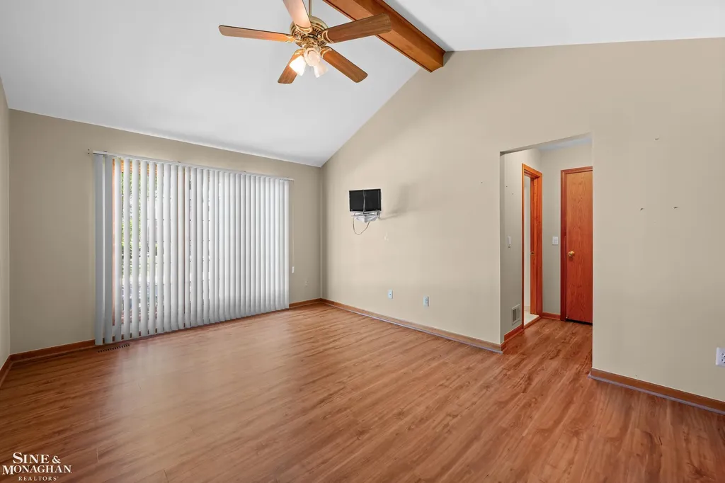 52112 Southview Ridge Macomb Township MI 48042
