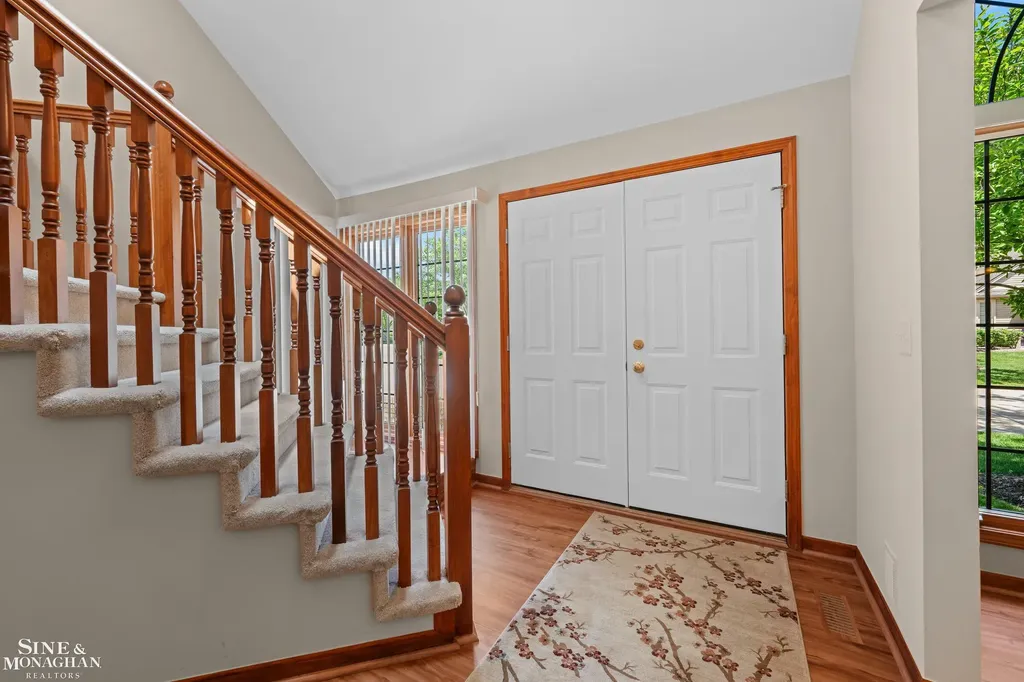 52112 Southview Ridge Macomb Township MI 48042