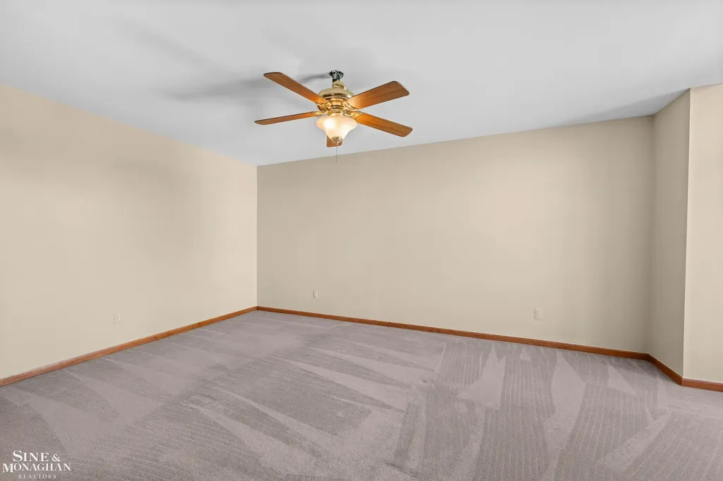 52112 Southview Ridge Macomb Township MI 48042