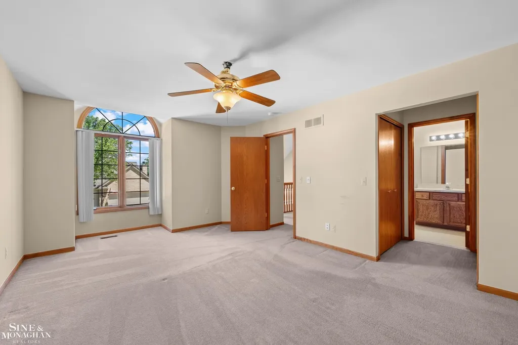 52112 Southview Ridge Macomb Township MI 48042