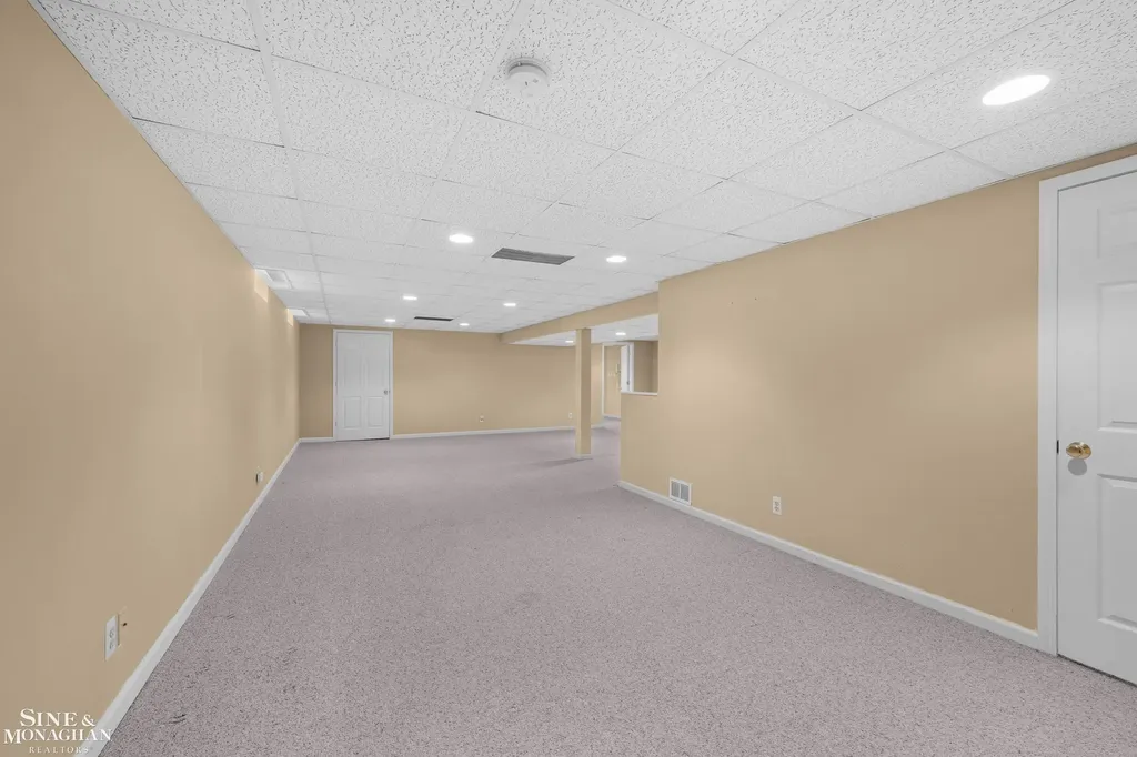 52112 Southview Ridge Macomb Township MI 48042