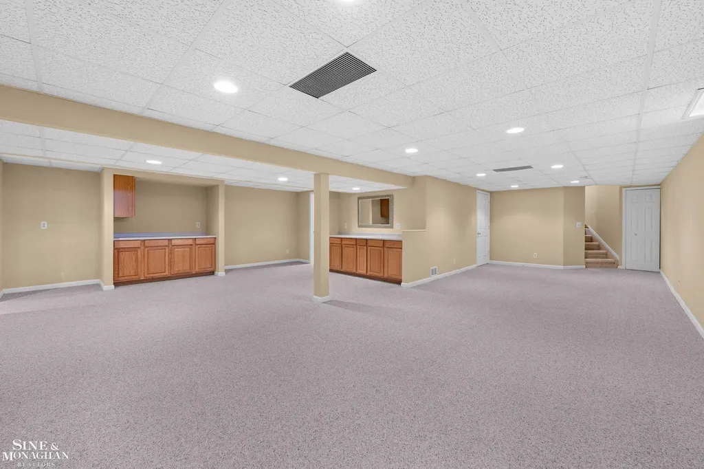 52112 Southview Ridge Macomb Township MI 48042